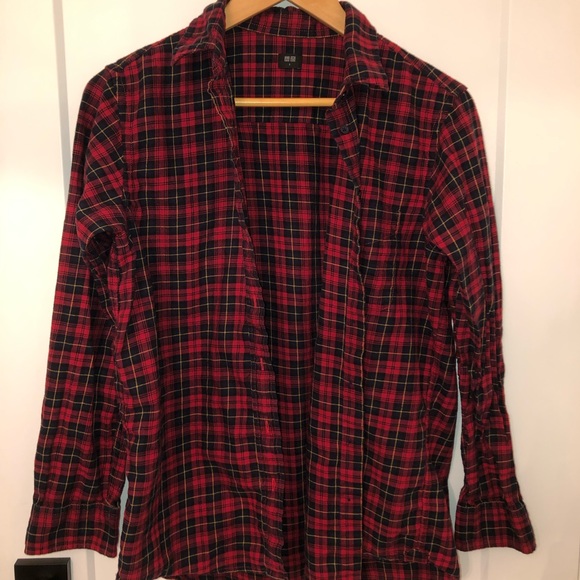 Classic Uniqlo Flannel Button-Up - Picture 2 of 4